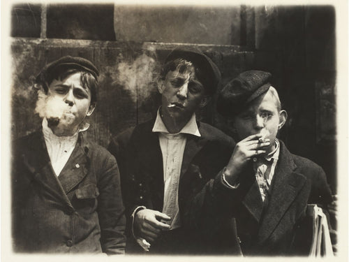 Newsies at Skeeter Branch, St. Louis, Missouri by Lewis Wickes Hine, May 1910