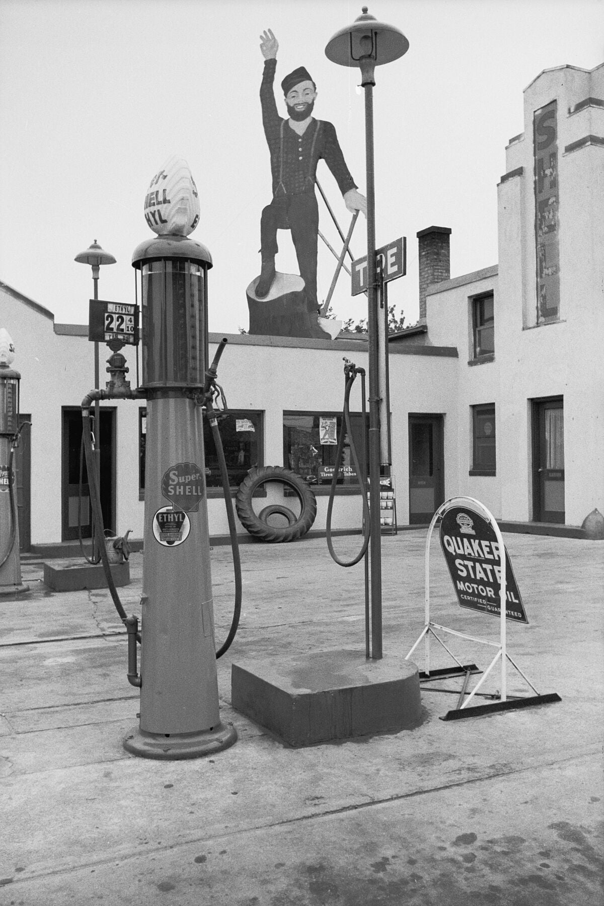 Paul Bunyan at the Gas Station in Bemidji, Minnesota by John Vachon - 1939
