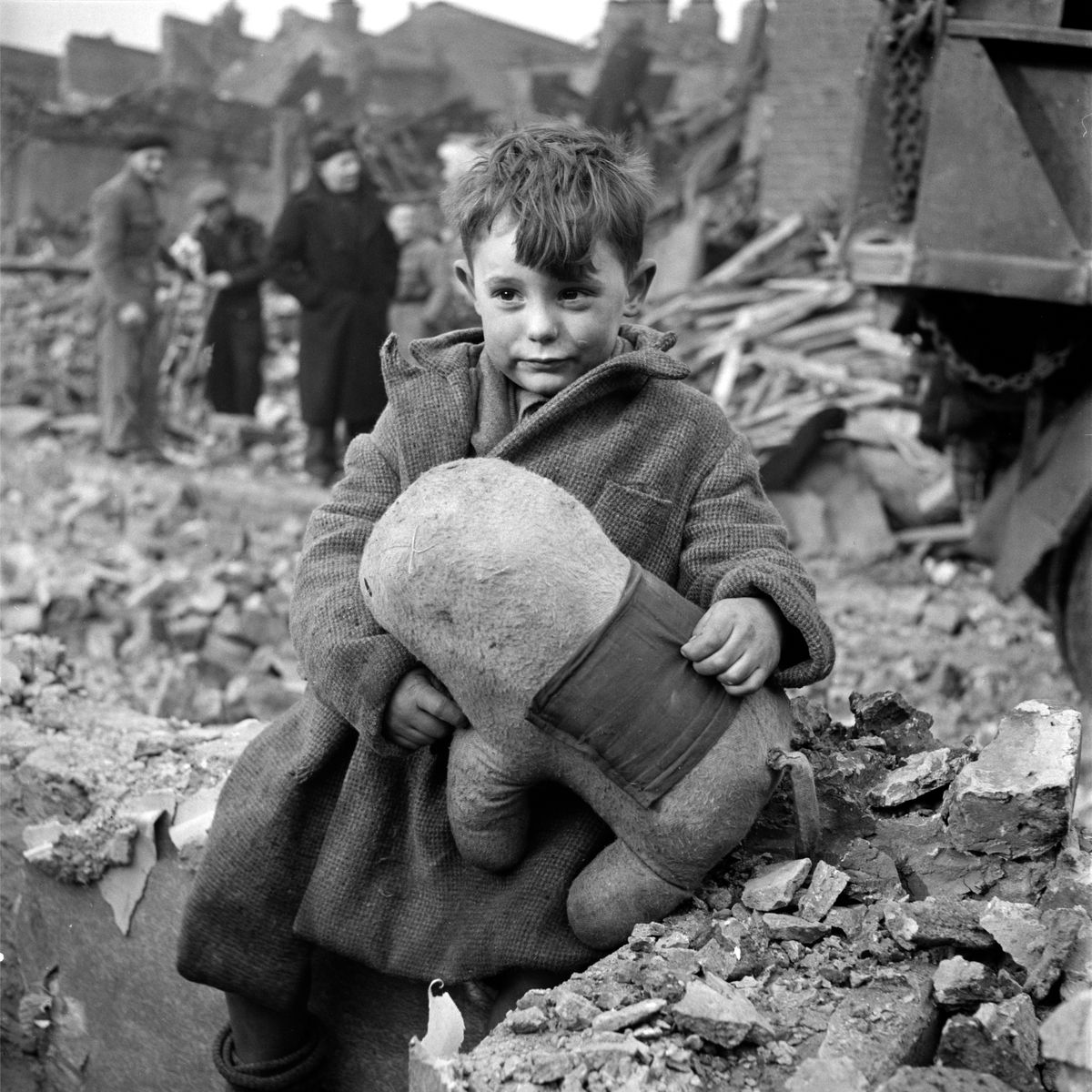 Abandoned Boy by Toni Frissell - 1945