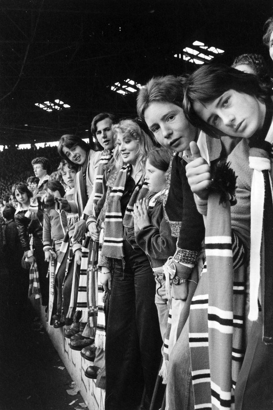 Fans de Manchester United sur les terrasses par Iain SP Reid, ch. 1977
