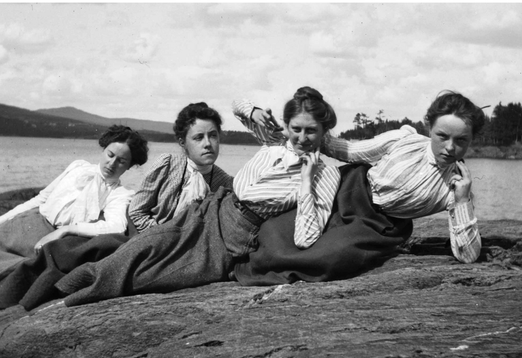 Camping crowd at Ogier Point by Theresa Babb c.1899 - Postcard