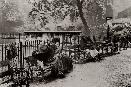 Homeless Women in Spitalfields Gardens, London by Jack London - 1902