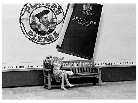 Player's Please, London by George Kindbom - 1979