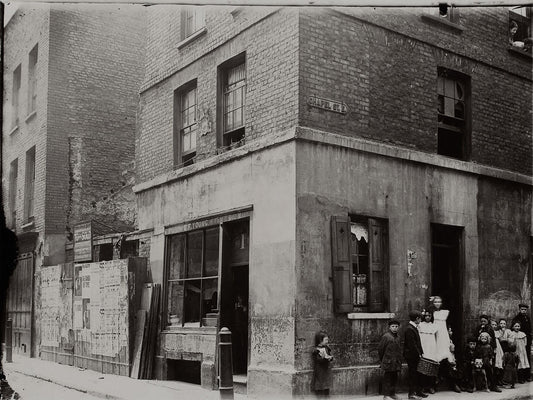 A House to Let on Chapel Street, London - by Jack London - 1902