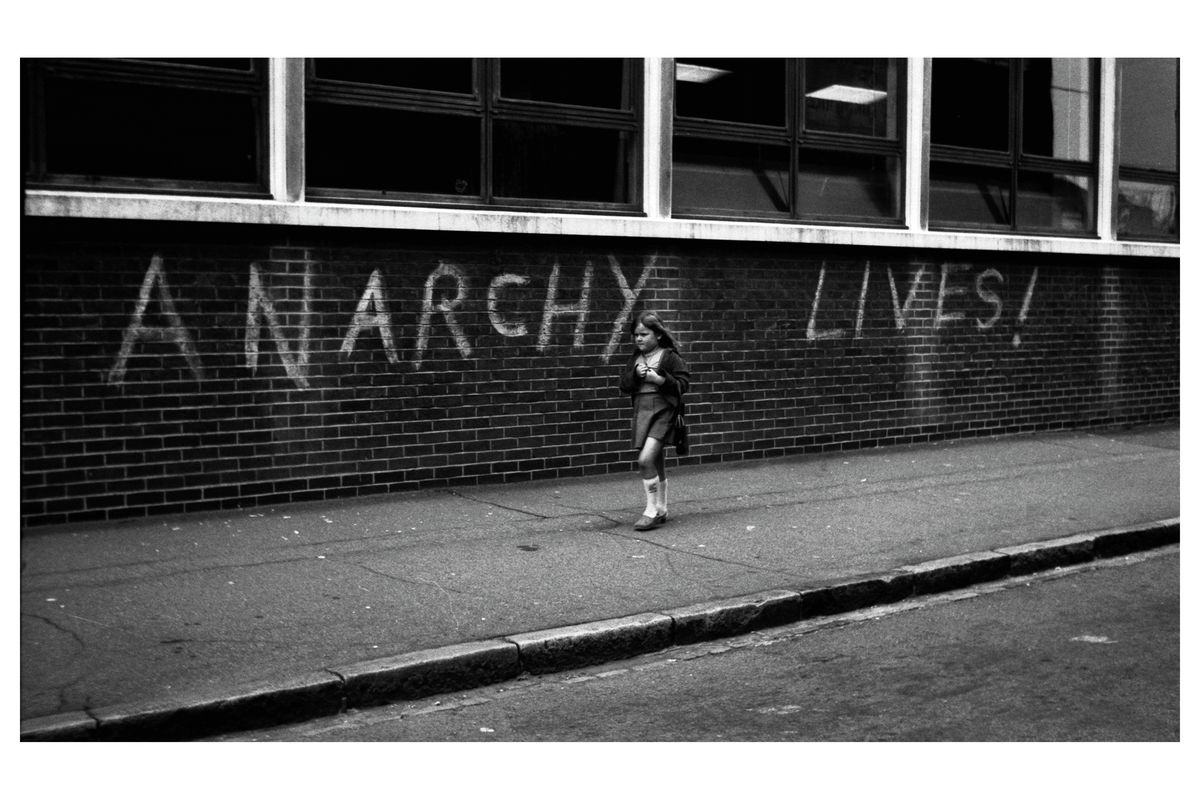 London graffiti anarchy 1976