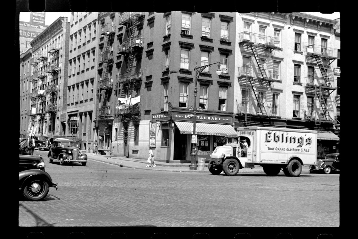 New York, 61e rue de Walker Evans - 1938