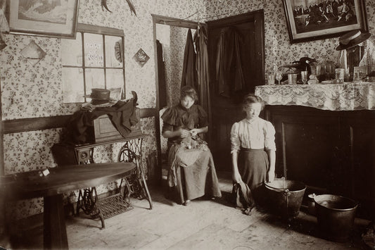 Part of a Room to Let in London's East End by Jack London - 1902